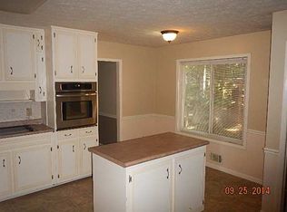 1275 Taramore Dr, Suwanee, GA 30024