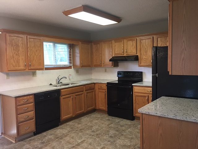 2nd image of 4101 E 106th Ter