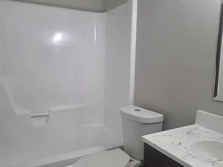 23322 Dew Wood Ln — Photo 13