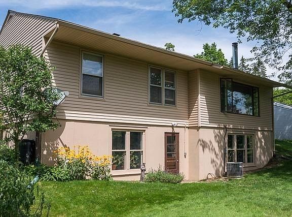 4th image of 1019 Morningside Dr