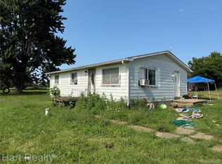 3571 Sandusky Rd, Peck, MI 48466