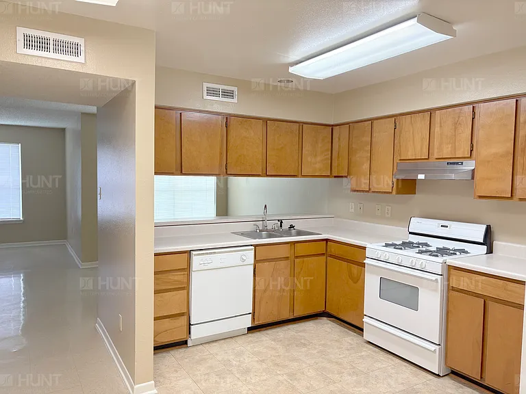 8059A Edwards St — Photo 3