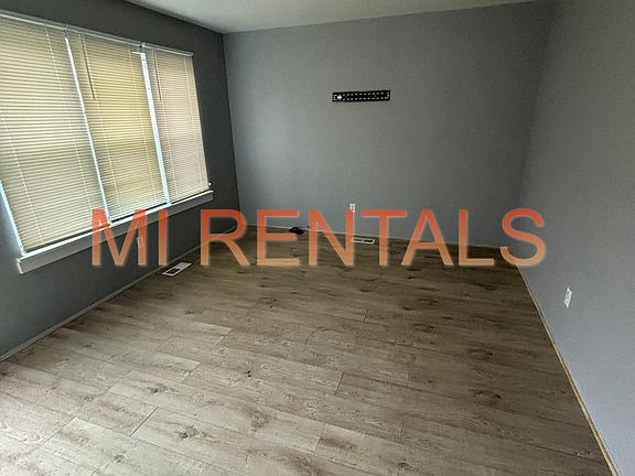 2nd image of 5466 Clubok Dr