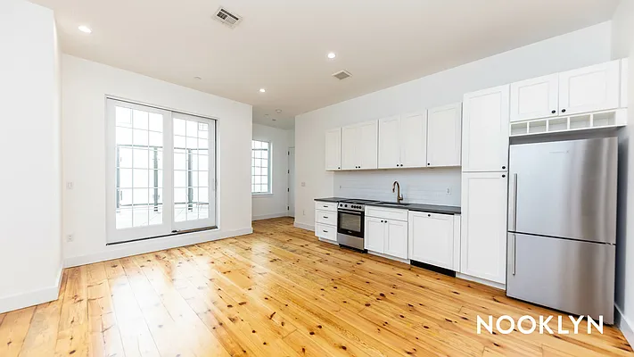 Rented by Nooklyn NYC LLC | media 64
