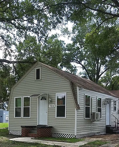705 E Hanlon St Photo 1