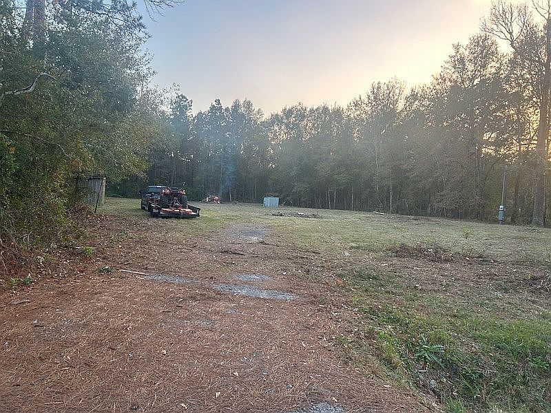 2nd image of 3631 Hob Warren Rd