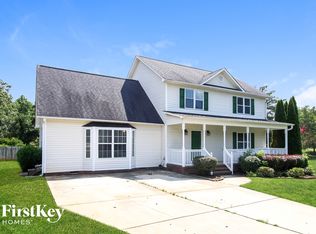5500 Fairway Run Dr, Mc Leansville, NC 27301