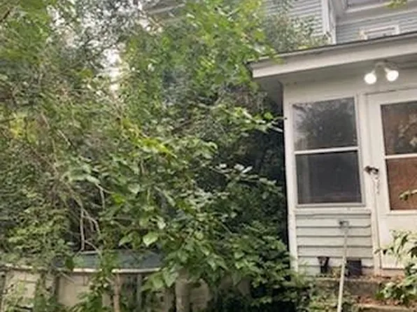 102 W Sumter St, Mayesville, SC 29104