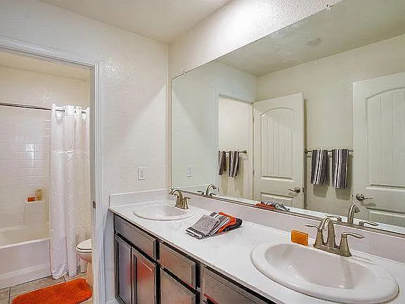 3235 Foxton Way — Photo 10