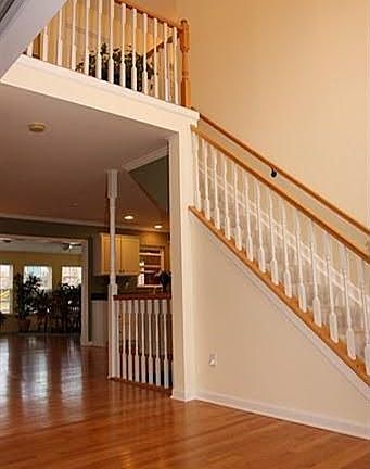2nd image of 4061 Lenox Dr