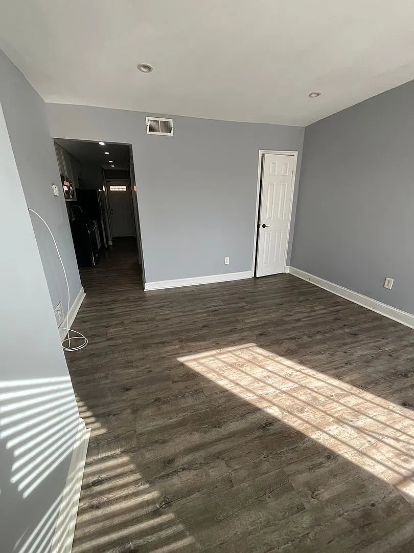 H St/Kingman Park - Renovated 1 bedroom — Photo 4