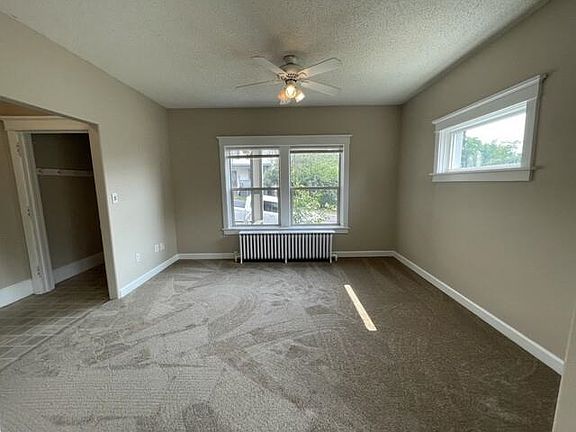 5th image of 609-611 N 4th Ave E