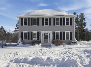 14 Grizzly Dr, Rutland, MA 01543
