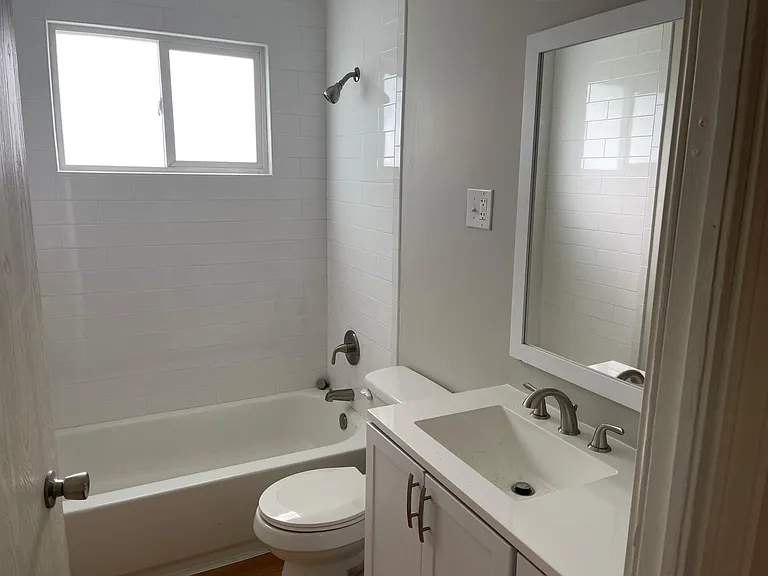 447 Southgate Dr — Photo 13
