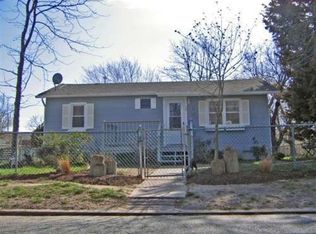 10 Holiday Rd, Villas, NJ 08251