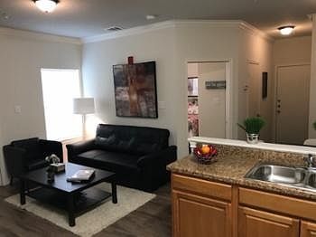 3rd image of 7914 W Military Dr