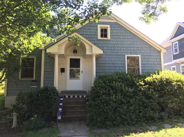 1813 Reaves Dr, Raleigh, NC 27608