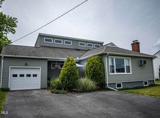 1071 W Loop Rd, Hollidaysburg, PA 16648