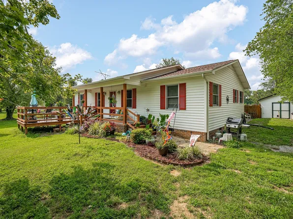 129 Braswell Ln, Smithville, TN 37166