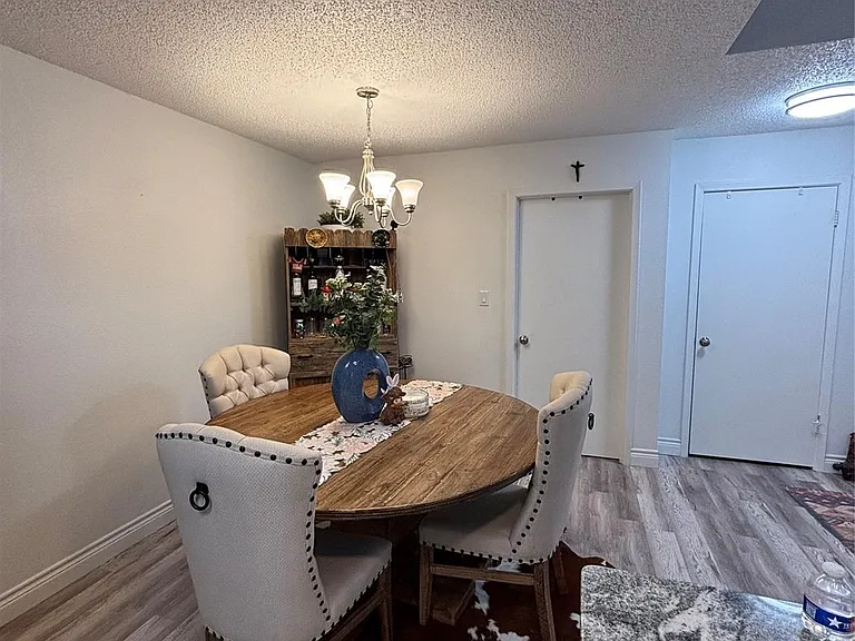 30 Oak Villa Rd — Photo 8