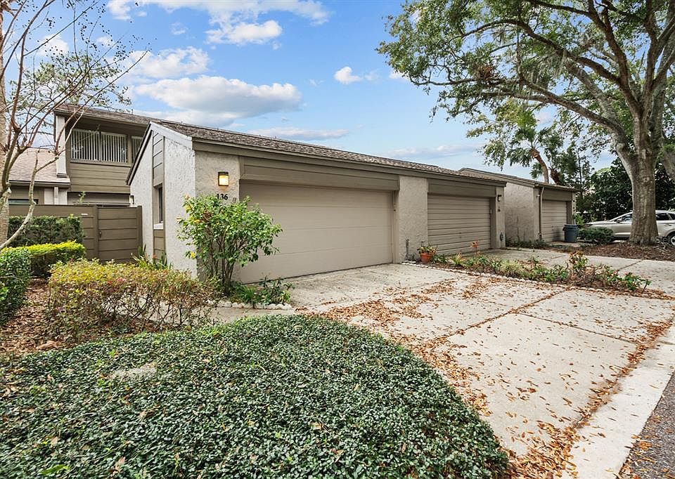 1st image of 136 CAROLWOOD BOULEVARD