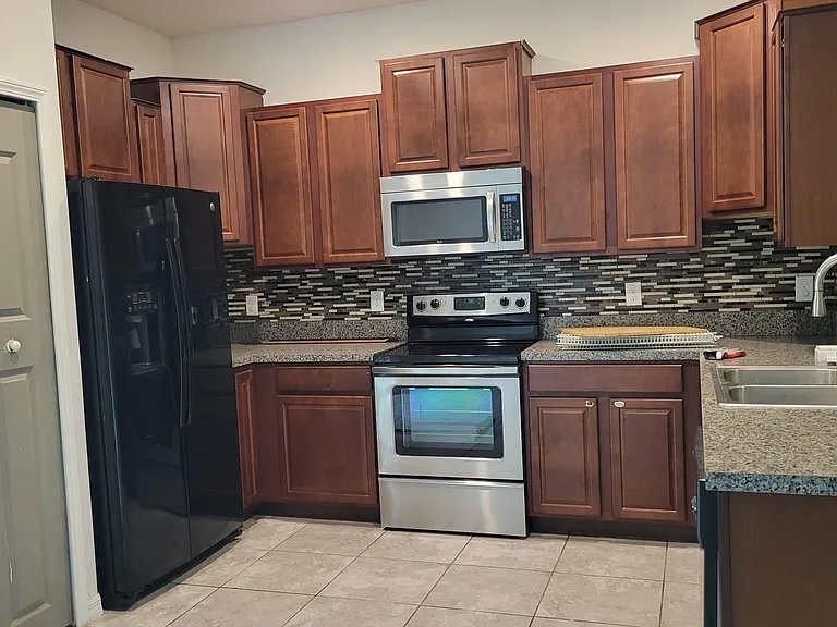 10713 Moonlight Mile Way — Photo 3