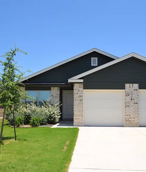 1222 Lehmann Dr #A — Photo 1