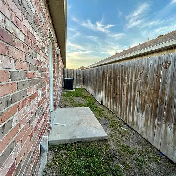 2605 E Franklin Ave #4 — Photo 13