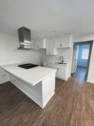 Stonehill Apartments Photo 1