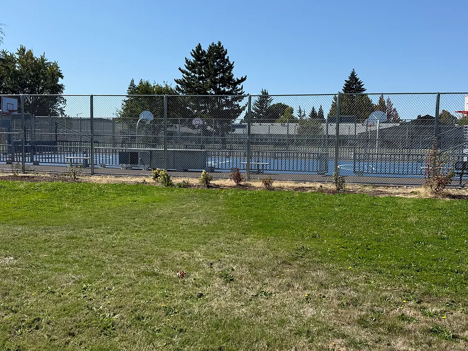 Evergreen Park Apartments