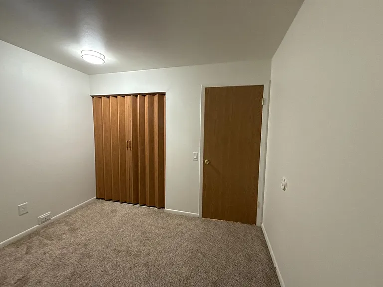 Elkhorn Village Apartments | 1 & 2 Bedroom Apartments in Elkhorn, WI Heat Included — Photo 87