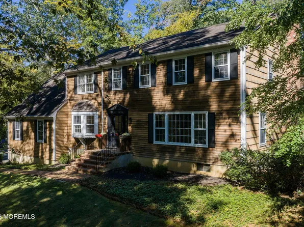 33 Ramsey Road, Middletown, NJ 07748