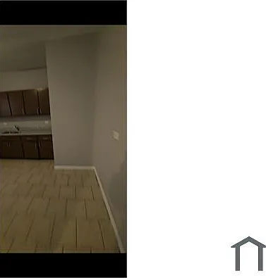 3 bed, $2,133 — Photo 4