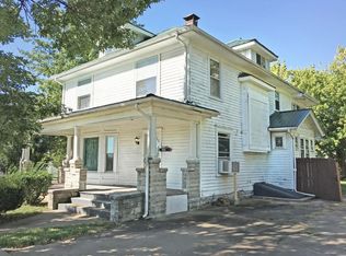 900 7th St, Monett, MO 65708