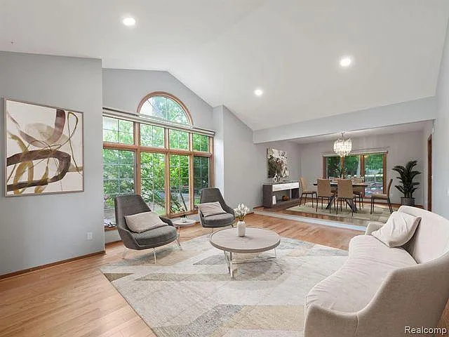 27197 Hampstead Blvd — Photo 9