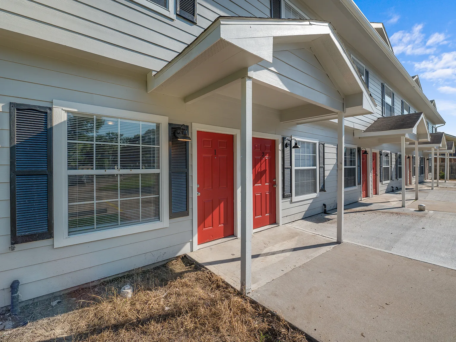 Townhomes on Anita — Photo 2