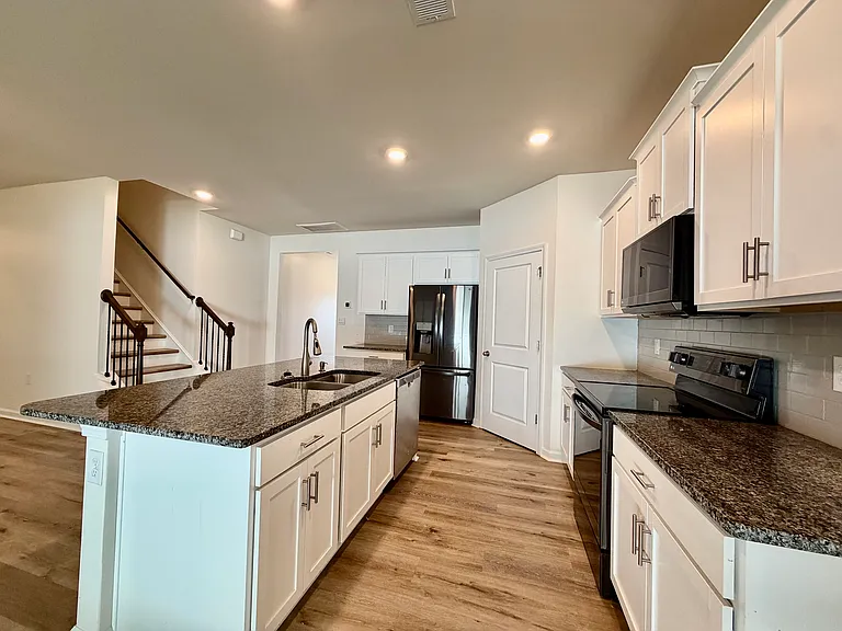 130 Sweetfern Ln — Photo 11