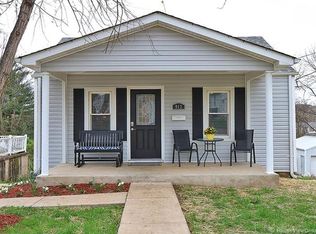 913 Valentine St, Festus, MO 63028