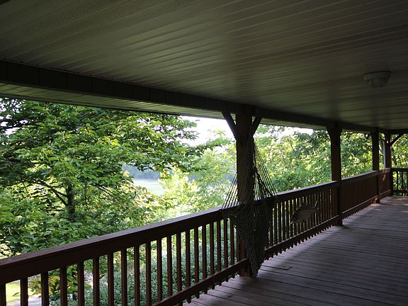 2nd image of 105 Buck Branch Ln
