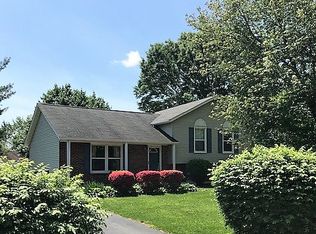 9627 Autumn Pl, Manassas, VA 20110