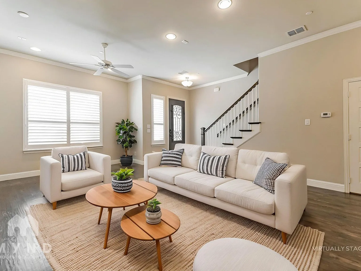 3 bed, 2.5 bath, 1841 sqft, $2,899 — Photo 3