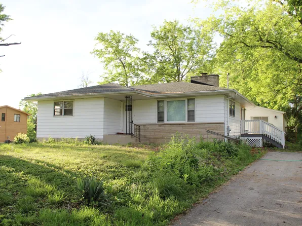 2549 Golf Rd, Joliet, IL 60432