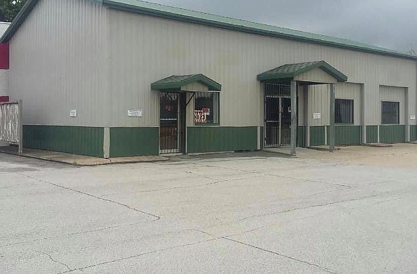 2nd image of 321 1st Ave W