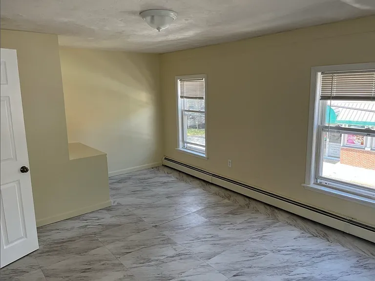 46 Lowell St #1A — Photo 14