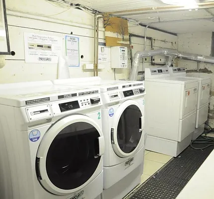 Rented by FirstService Realty (legacy) | media 21