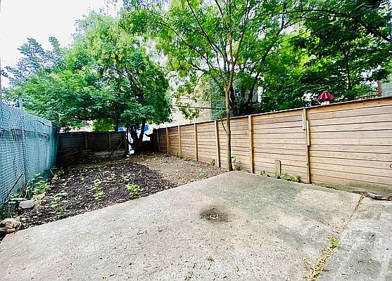 5th image of 71 Clermont Ave #1GREM