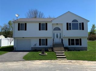 100 Evelyns Way, Fall River, MA 02724