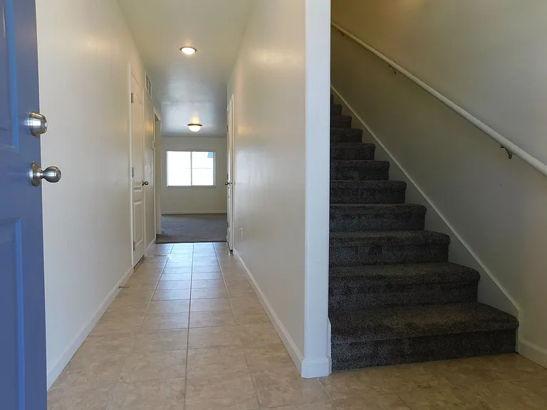 654 Trinity Way #C — Photo 2