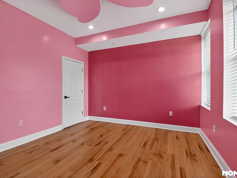 118 S Fulton Ave — Photo 15
