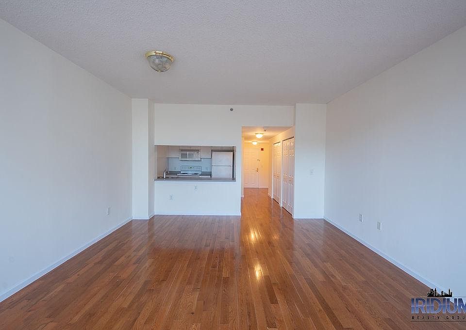 1st image of 2864 John F Kennedy Blvd